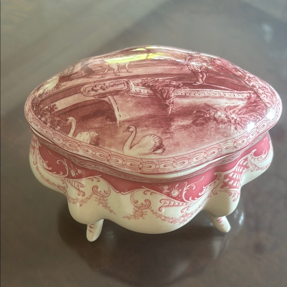 Vintage Ceramic Trinket Box with Swan Design